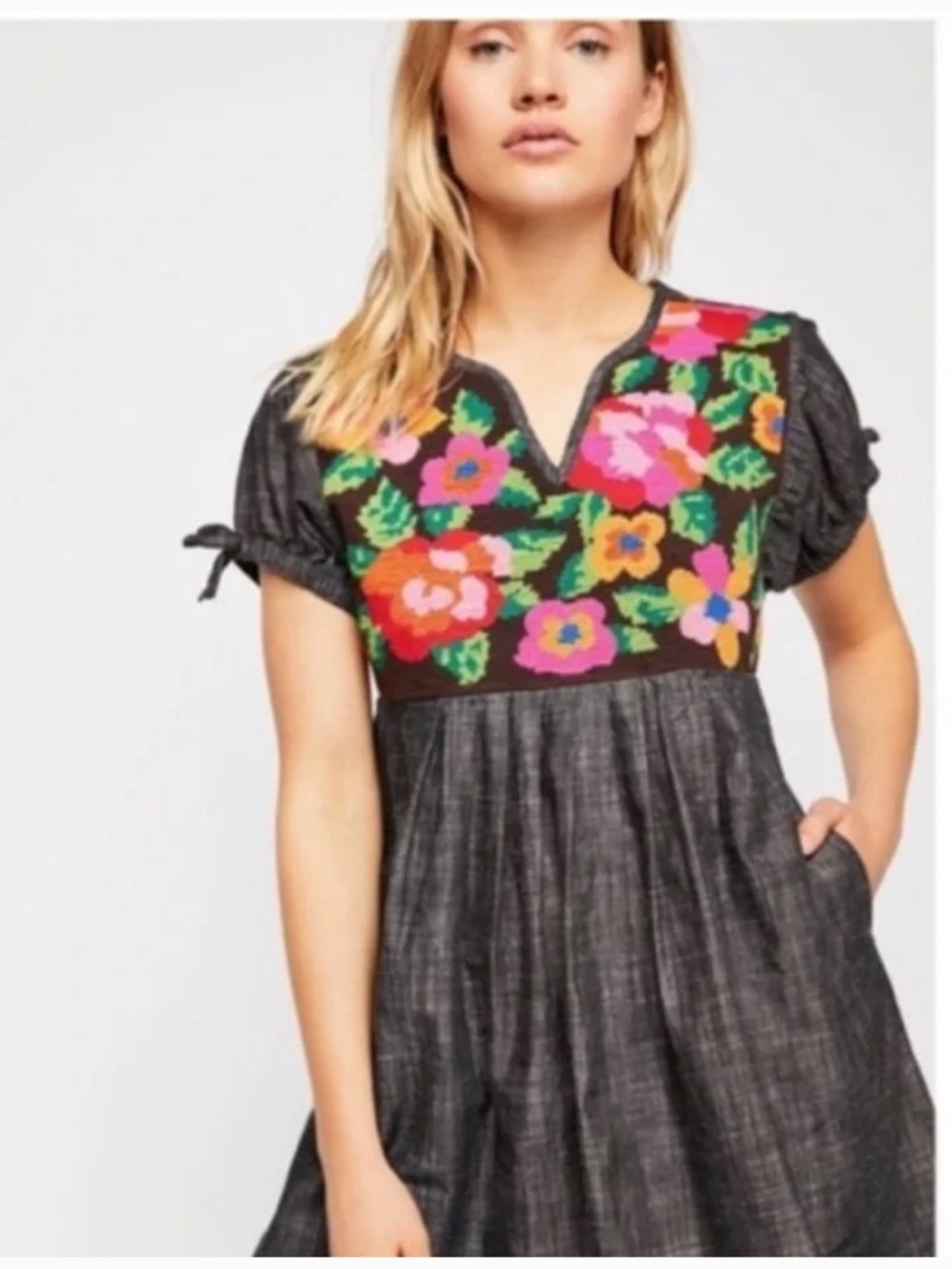 Free People Size XS Oaxaca Chambray Floral Embroidered Dress